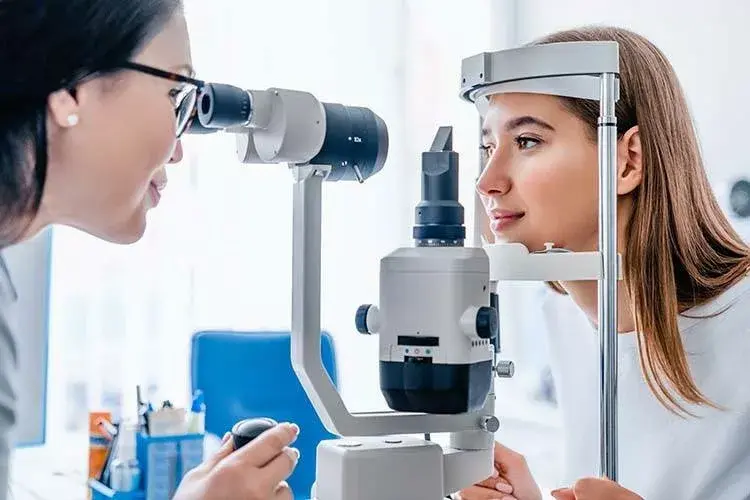 Eye Doctor in Kuwait